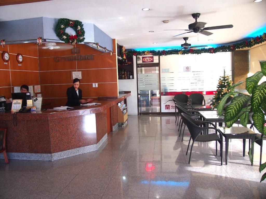 Dg Grami Hotel Paranaque City Екстериор снимка