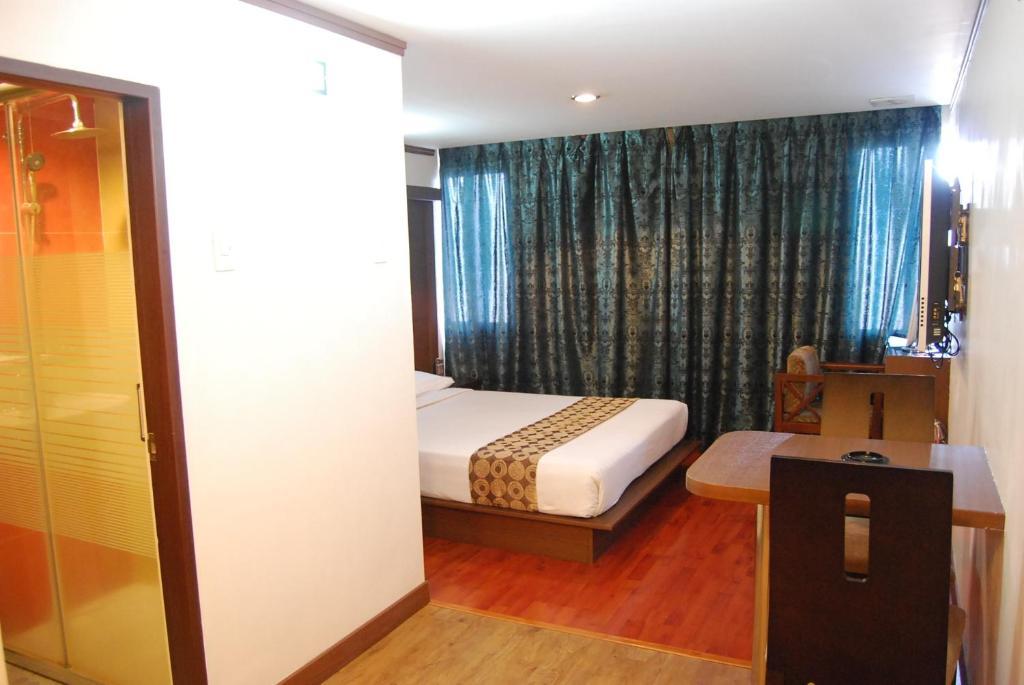 Dg Grami Hotel Paranaque City Стая снимка