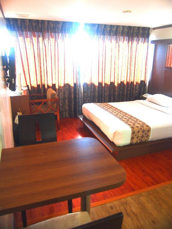 Dg Grami Hotel Paranaque City Стая снимка