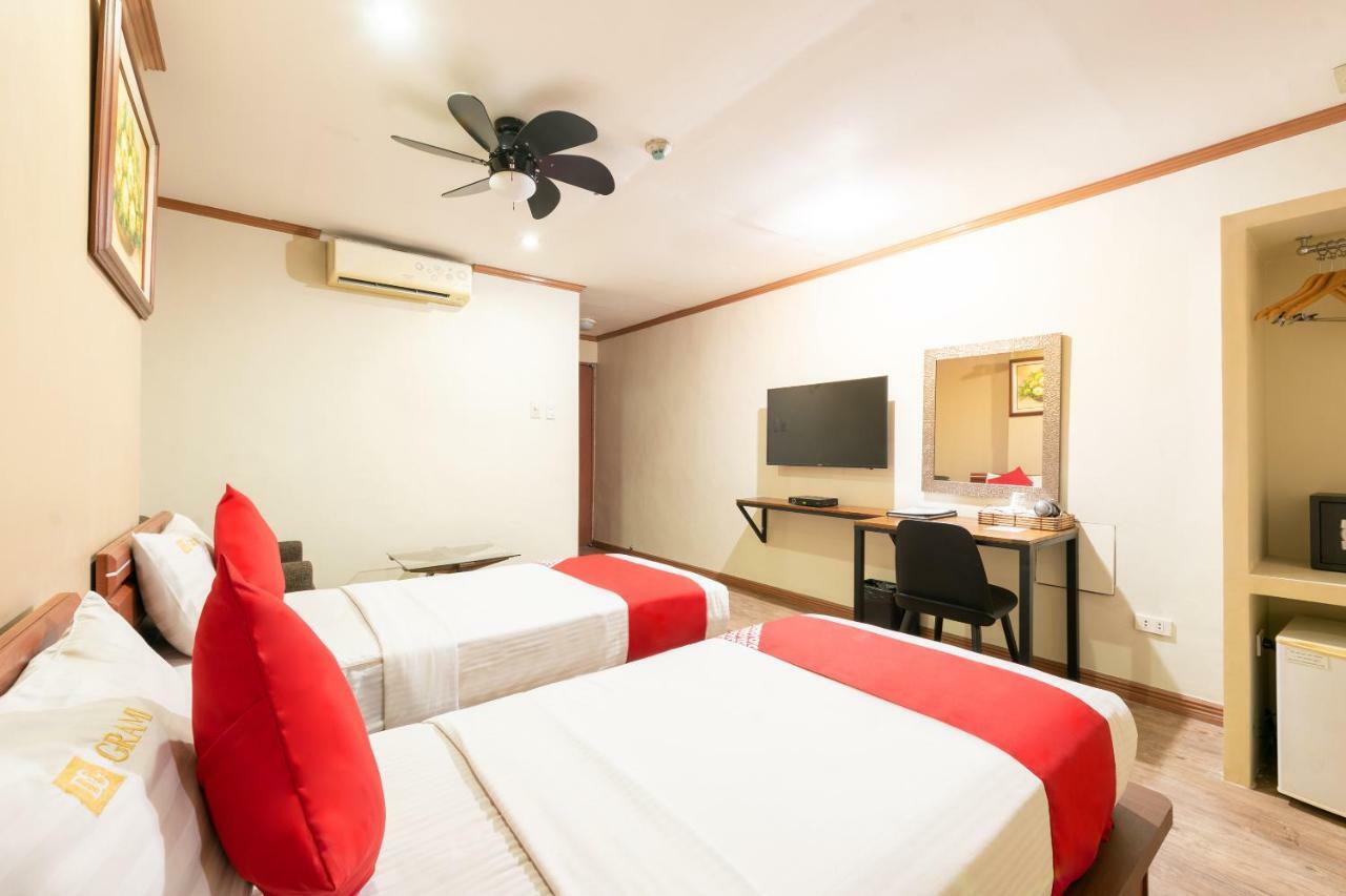 Dg Grami Hotel Paranaque City Екстериор снимка